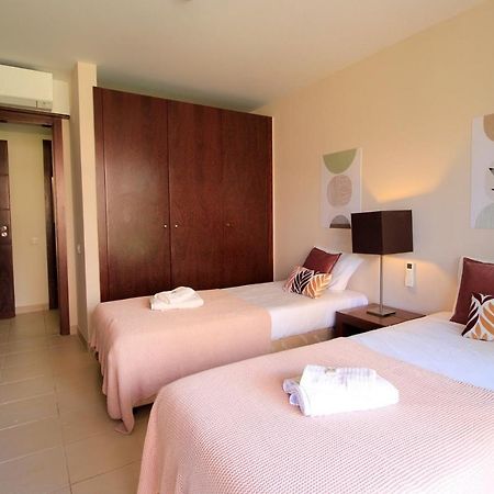 Albufeira Salgados Premium 1 With Pool By Homing Apartman Guia  Kültér fotó